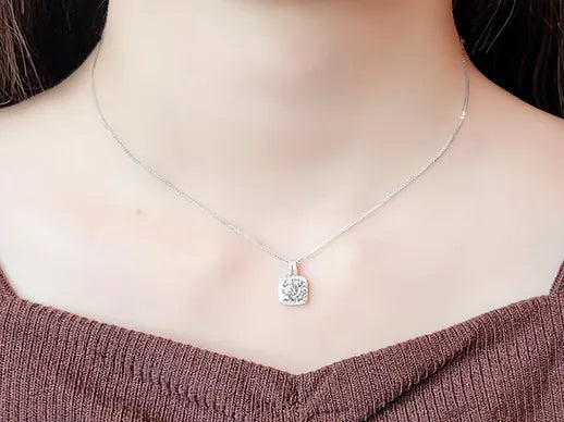 18K Diamond Pendant
