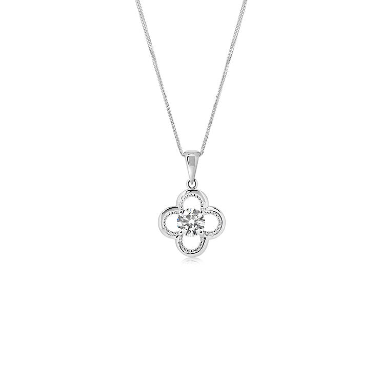 Fashionable flower-shaped 18K diamond Pendant