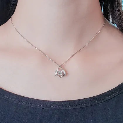 18K Diamond  Pendant